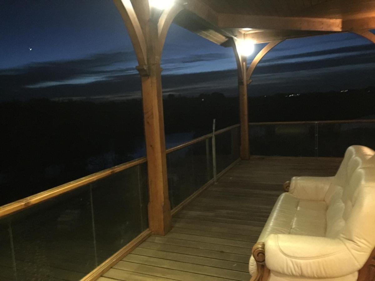 CatonvielleLa Decouverte, Jacuzzi, Sauna, Et Terrasse Avec Vue Sur Lac A La Campagne Entre Toulouse Et Auch别墅 外观 照片