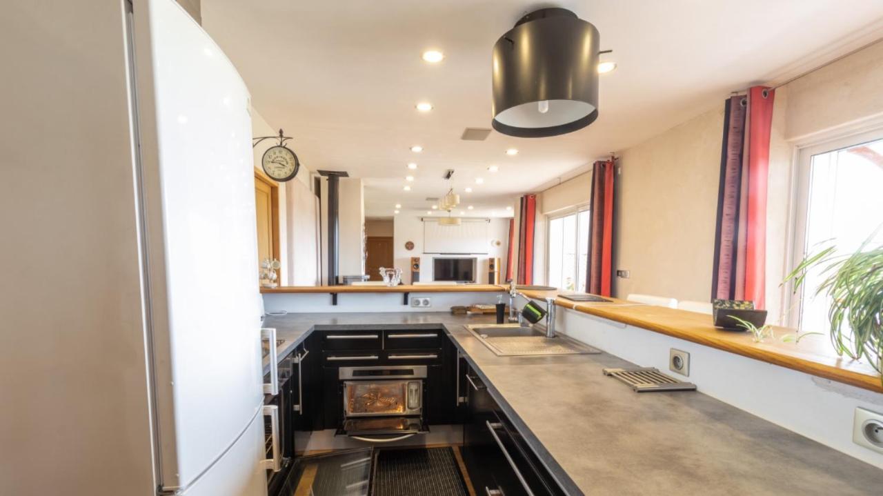 La Decouverte, Jacuzzi, Sauna, Et Terrasse Avec Vue Sur Lac A La Campagne Entre Toulouse Et Auch Catonvielle 外观 照片